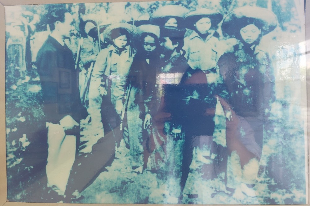 Khoảnh khắc giành chính quyền về tay nhân dân qua bức ảnh lịch sử Khoảnh khắc giành chính quyền về tay nhân dân qua bức ảnh lịch sử