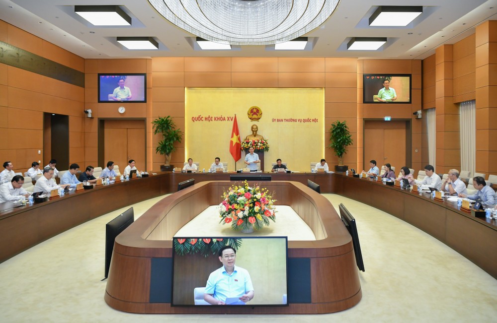 Kết luận của Ủy ban Thường vụ Quốc hội tại phiên họp bất thường Kết luận của Ủy ban Thường vụ Quốc hội tại phiên họp bất thường