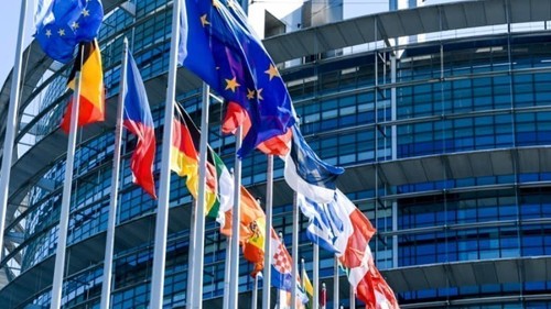 EU tiến hành điều chỉnh thị trường năng lượng trong bối cảnh giá cả tăng vọt EU tiến hành điều chỉnh thị trường năng lượng trong bối cảnh giá cả tăng vọt