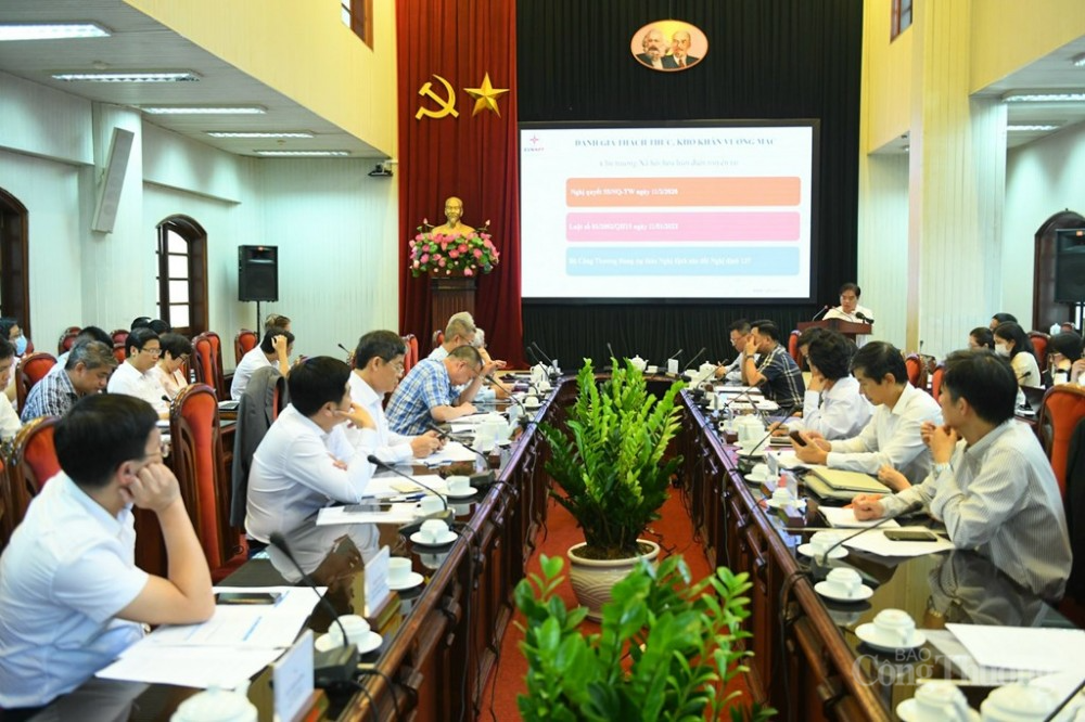 Cần cơ chế thích hợp “hút” vốn đầu tư vào truyền tải điện Cần cơ chế thích hợp “hút” vốn đầu tư vào truyền tải điện