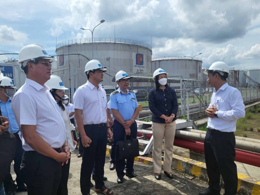 Nhiều địa phương phía Nam cam kết đủ nguồn cung xăng dầu Nhiều địa phương phía Nam cam kết đủ nguồn cung xăng dầu