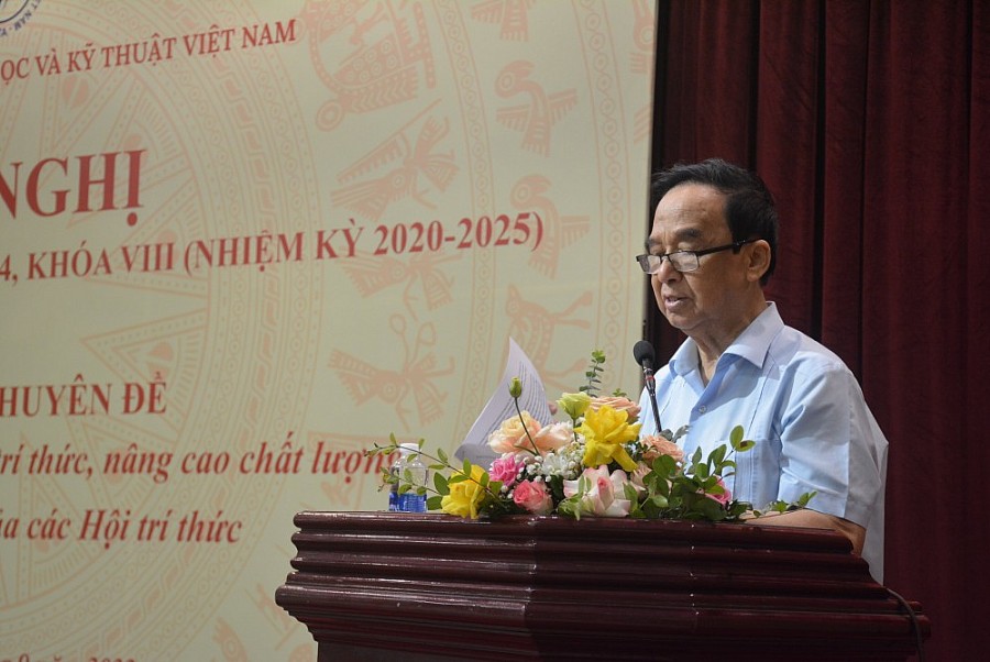 GS Nguyễn Lân Dũng: Đừng để các công trình nghiên cứu khoa học trở thành hồ sơ lưu trữ