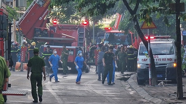 Từ khoảng tháng 8/2022 đến nay, lực lượng chức năng đã tạm đình chỉ thêm 27 cơ sở, phạt trên 1 tỷ đồng. Từ khoảng tháng 8/2022 đến nay, lực lượng chức năng đã tạm đình chỉ thêm 27 cơ sở, phạt trên 1 tỷ đồng.