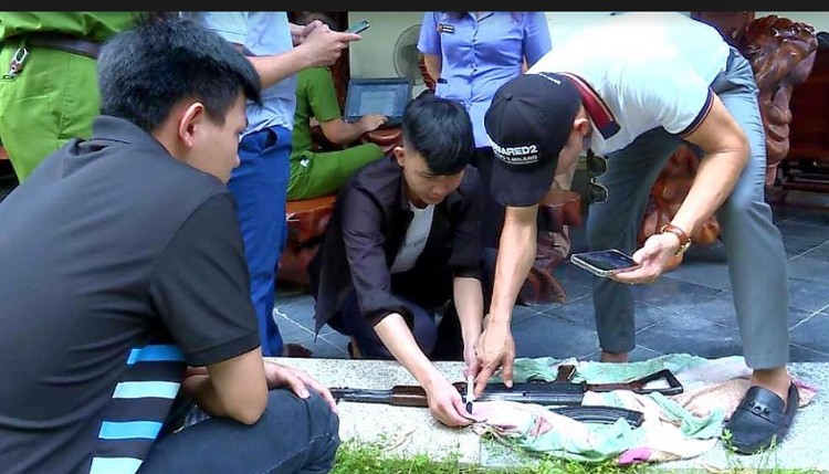 Hà Tĩnh: Chủ tịch hội doanh nghiệp bị bắt trong vụ nổ súng với “đại ca” giang hồ