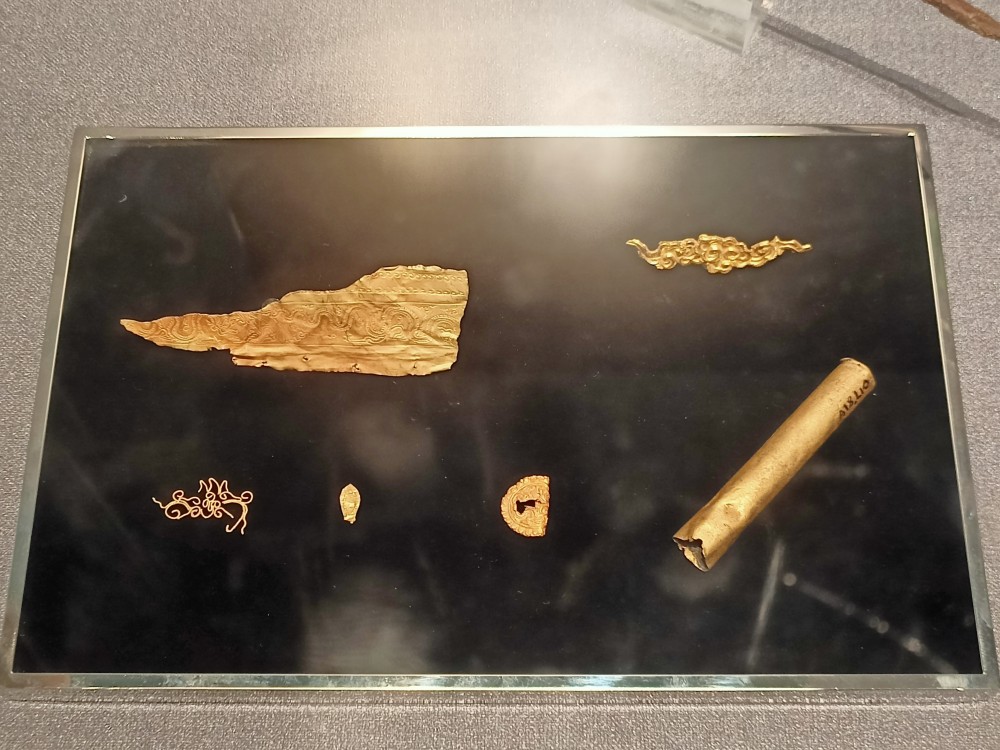 Ngỡ ngàng vẻ đẹp những “Báu vật hoàng cung Thăng Long”