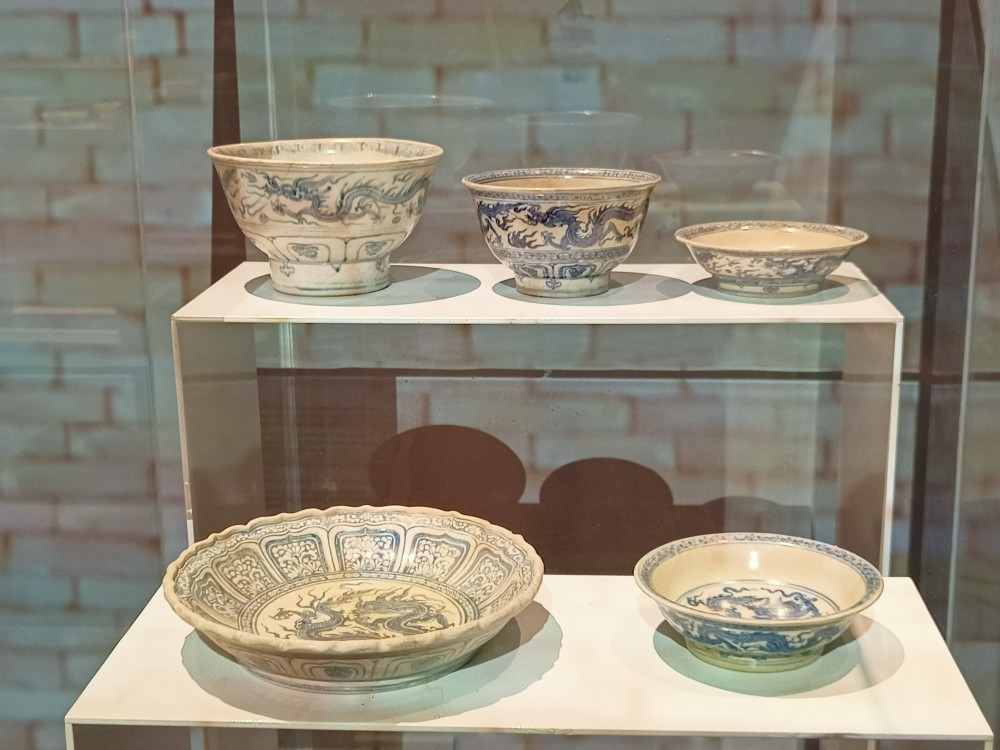 Ngỡ ngàng vẻ đẹp những “Báu vật hoàng cung Thăng Long”