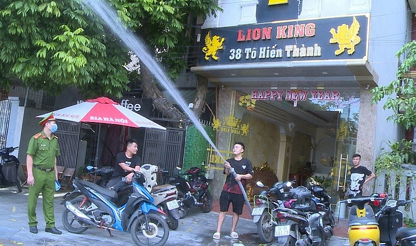 Thanh Hóa: Ngày đầu ra quân kiểm tra có 56 cơ sở vi phạm về phòng cháy chữa cháy Thanh Hóa: Ngày đầu ra quân kiểm tra có 56 cơ sở vi phạm về phòng cháy chữa cháy