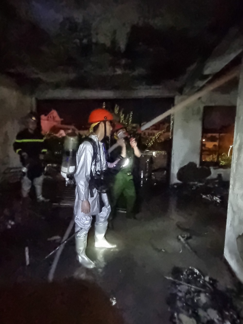 Cháy quán Karaoke- Bài 1: Những nghịch lý trong phòng cháy chữa cháy Cháy quán Karaoke- Bài 1: Những nghịch lý trong phòng cháy chữa cháy