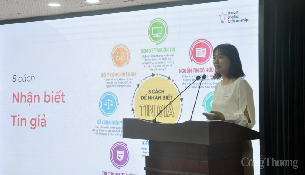 Tập huấn vai trò của thanh niên trong tuyên truyền chuyển đổi số Tập huấn vai trò của thanh niên trong tuyên truyền chuyển đổi số