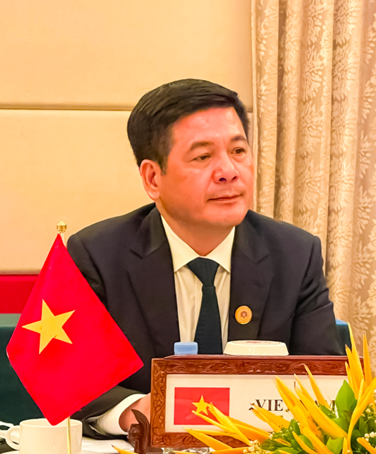 Bộ trưởng Bộ Công Thương Nguyễn Hồng Diên Bộ trưởng Bộ Công Thương Nguyễn Hồng Diên