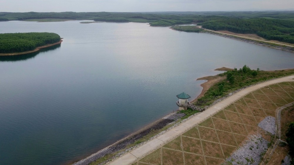 undefined Các địa phương miền Trung: Đảm bảo an toàn hồ đập trước mùa mưa bão