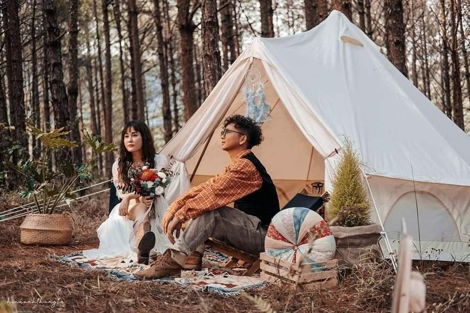 Kịch bản đám cưới “vô tiền khoáng hậu” từ vụ "siêu lừa" của hotgirl Tina Duong Kịch bản đám cưới “vô tiền khoáng hậu” từ vụ "siêu lừa" của hotgirl Tina Duong