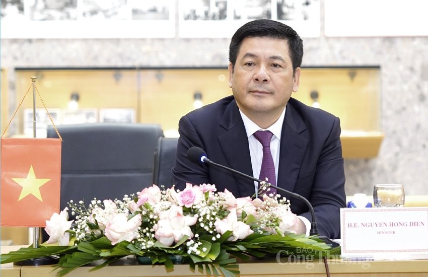 Bộ trưởng Nguyễn Hồng Diên tiếp Đại sứ Pháp Bộ trưởng Nguyễn Hồng Diên tiếp Đại sứ Pháp