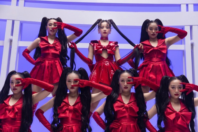 Vì sao bão tố dồn dập trong các MV âm nhạc của Chi Pu? Vì sao bão tố dồn dập trong các MV âm nhạc của Chi Pu?