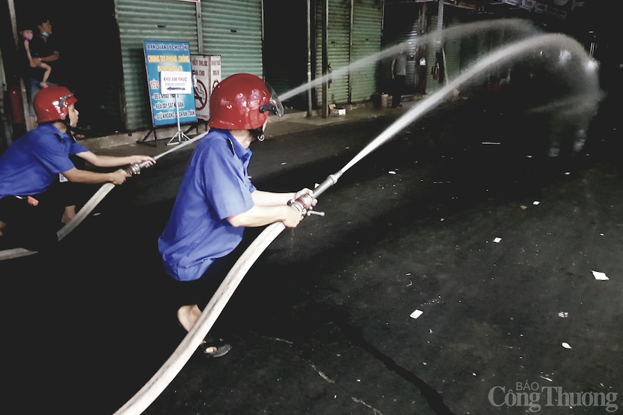 Đà Nẵng: Đảm bảo công tác phòng cháy chữa cháy tại các chợ truyền thống Đà Nẵng: Đảm bảo công tác phòng cháy chữa cháy tại các chợ truyền thống