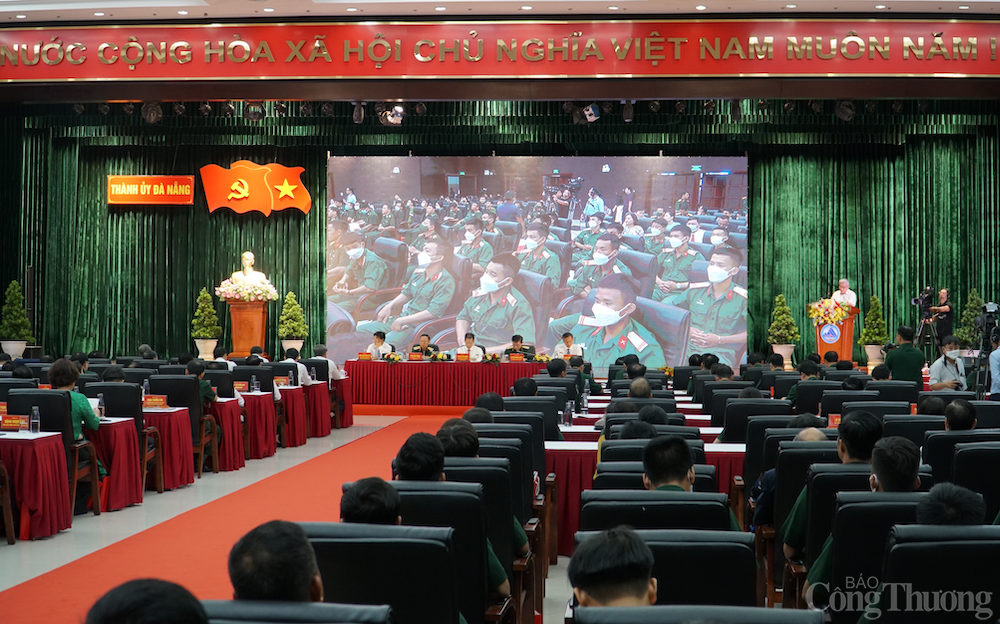 Chủ tịch nước Nguyễn Xuân Phúc dự Hội thảo 70 năm chiến thắng Đồn Nhất – Hải Vân Quan