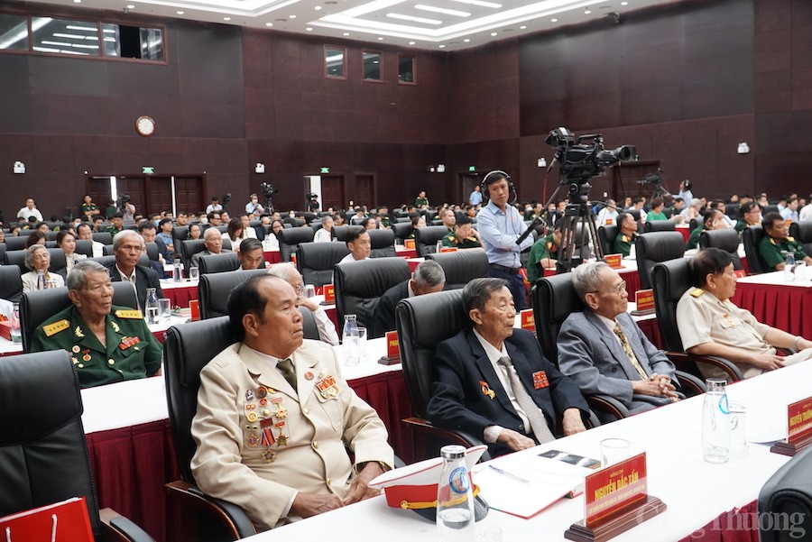 Chủ tịch nước Nguyễn Xuân Phúc dự Hội thảo 70 năm chiến thắng Đồn Nhất – Hải Vân Quan