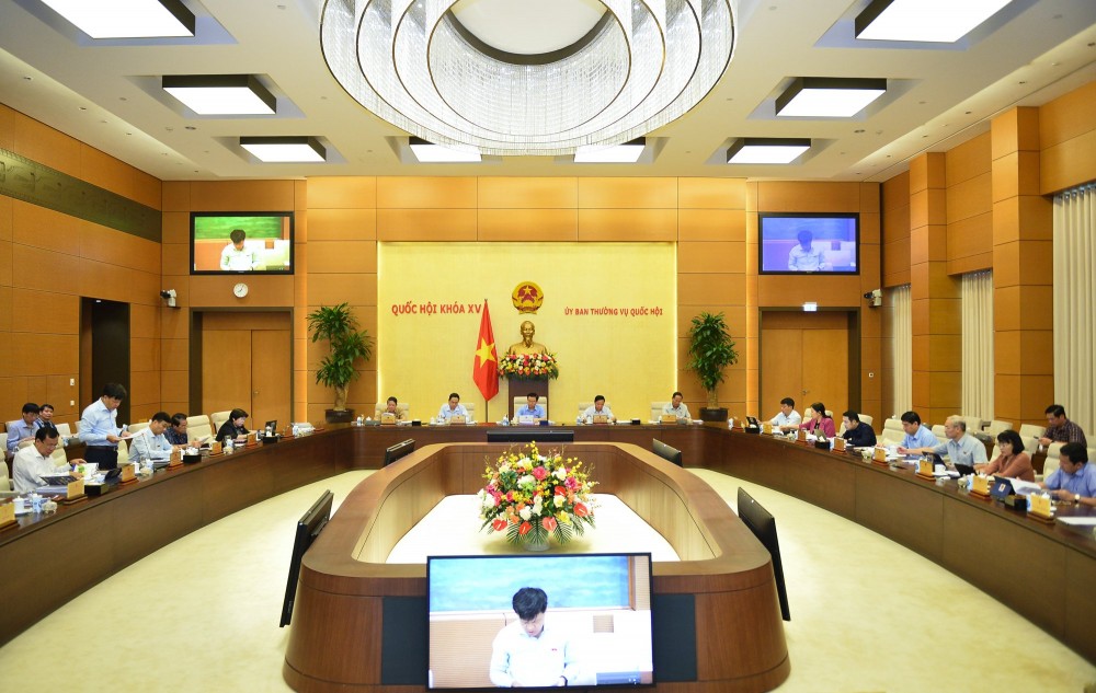 Thường vụ Quốc hội cho ý kiến về kế hoạch giám sát chính sách năng lượng Thường vụ Quốc hội cho ý kiến về kế hoạch giám sát chính sách năng lượng