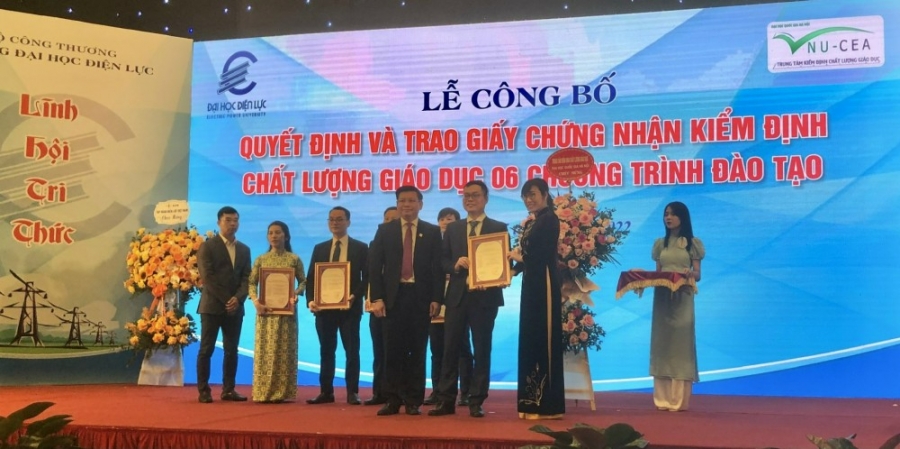 Trường Đại học Điện lực: Đón nhận Giấy chứng nhận kiểm định chất lượng giáo dục và Lễ trao bằng tốt nghiệp Thạc sỹ, đại học năm 2022 Trường Đại học Điện lực: Đón nhận Giấy chứng nhận kiểm định chất lượng giáo dục và Lễ trao bằng tốt nghiệp Thạc sỹ, đại học năm 2022