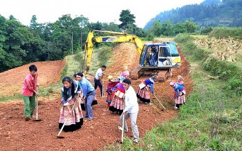 Điện Biên tập trung xây dựng hạ tầng phát triển kinh tế - xã hội