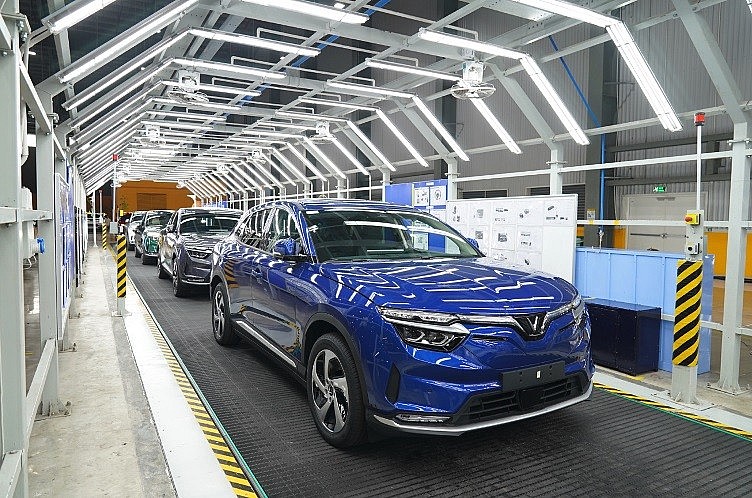 Từ tháng 11/2022, 5.000 ô tô điện VinFast sẽ chính thức xuất khẩu Từ tháng 11/2022, 5.000 ô tô điện VinFast sẽ chính thức xuất khẩu