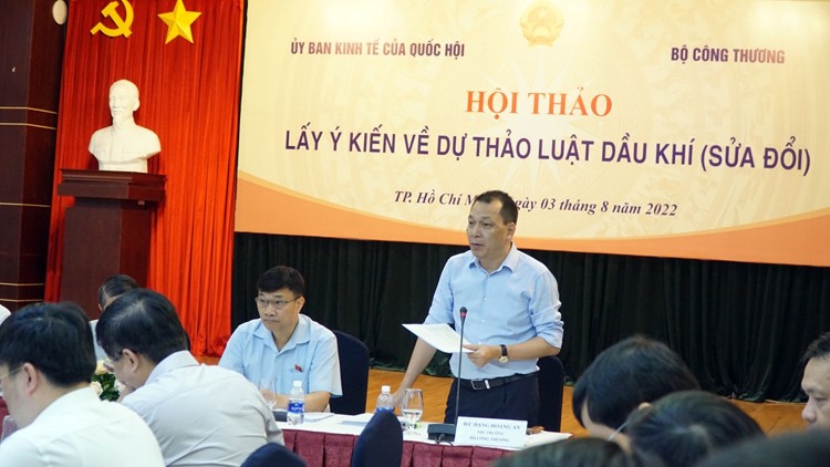 Chính sách nào cho các dự án dầu khí đã và đang triển khai trước ngày Luật Dầu khí có hiệu lực? Chính sách nào cho các dự án dầu khí đã và đang triển khai trước ngày Luật Dầu khí có hiệu lực?