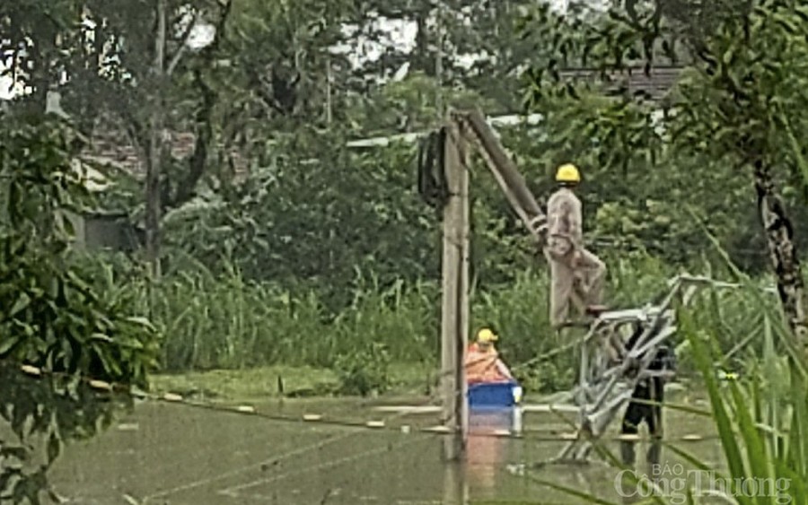 Nghệ An có 423.784 khách hàng bị mất điện do hoàn lưu bão Noru Nghệ An có 423.784 khách hàng bị mất điện do hoàn lưu bão Noru