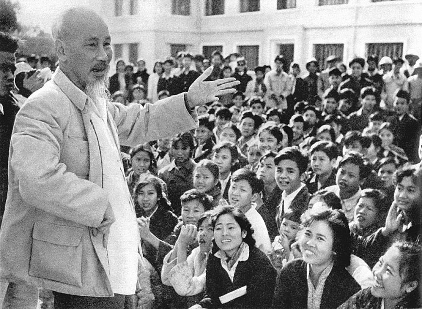 Ngày này năm xưa 3/10: Hợp nhất nhiều bộ ngành, khẳng định vai trò của kinh tế tư nhân Ngày này năm xưa 3/10: Hợp nhất nhiều bộ ngành, khẳng định vai trò của kinh tế tư nhân