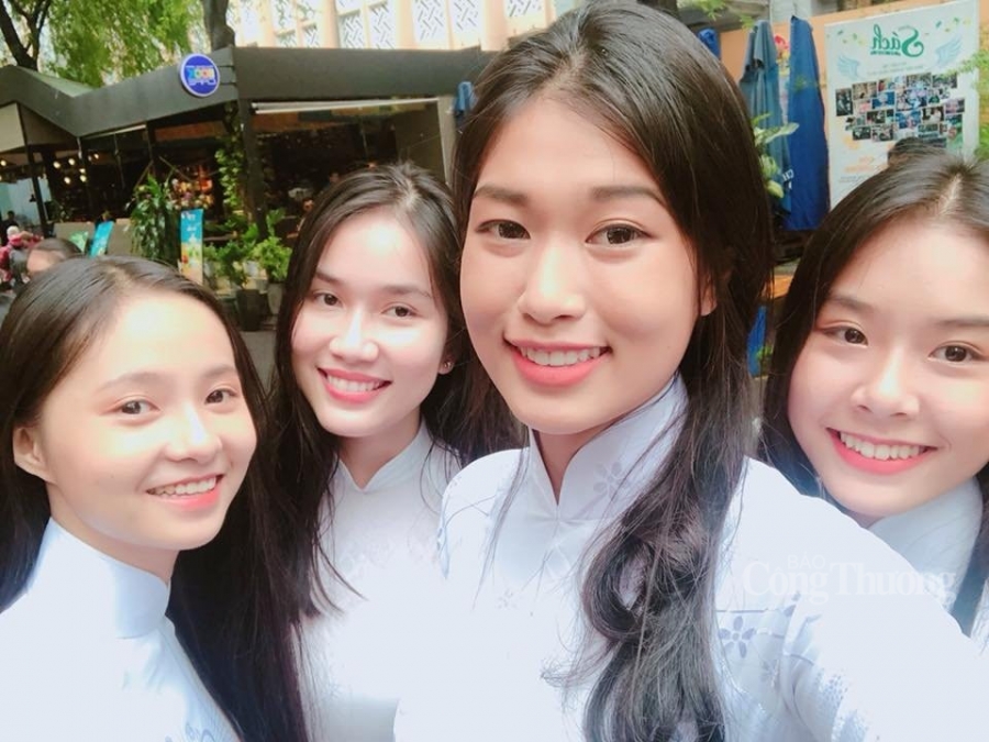 Điều ít biết về Hoa hậu Đoàn Thiên Ân - sinh viên Đại học Công nghiệp TP.Hồ Chí Minh Điều ít biết về Hoa hậu Đoàn Thiên Ân - sinh viên Đại học Công nghiệp TP.Hồ Chí Minh