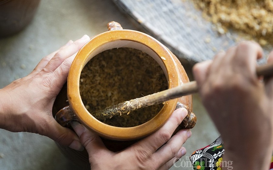 Sản phẩm OCOP đừng là 'chiếc áo may vội' Sản phẩm OCOP đừng là 'chiếc áo may vội'
