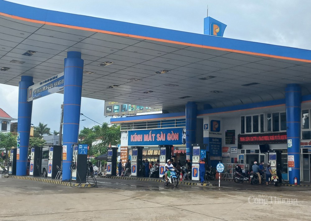 Thừa Thiên Huế: Kinh doanh xăng dầu gặp khó không chỉ vì giá
