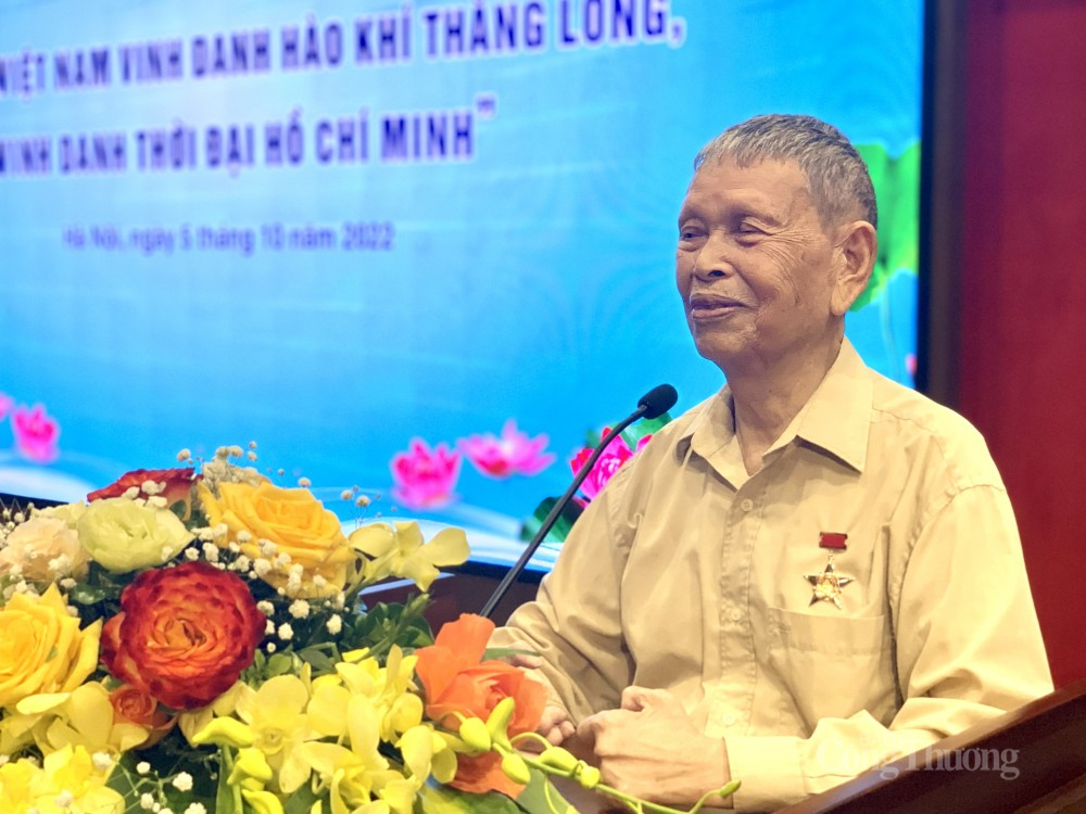 Anh hùng Lao động, Nhà giáo Nhân dân Nguyễn Đức Thìn  Anh hùng Lao động, Nhà giáo Nhân dân Nguyễn Đức Thìn