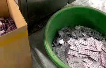 Quản lý thị trường Hà Nội: Triệt phá cơ sở sản xuất thuốc Tây “xô thùng”cực lớn, nhiều thùng ghi chữ Trung Quốc