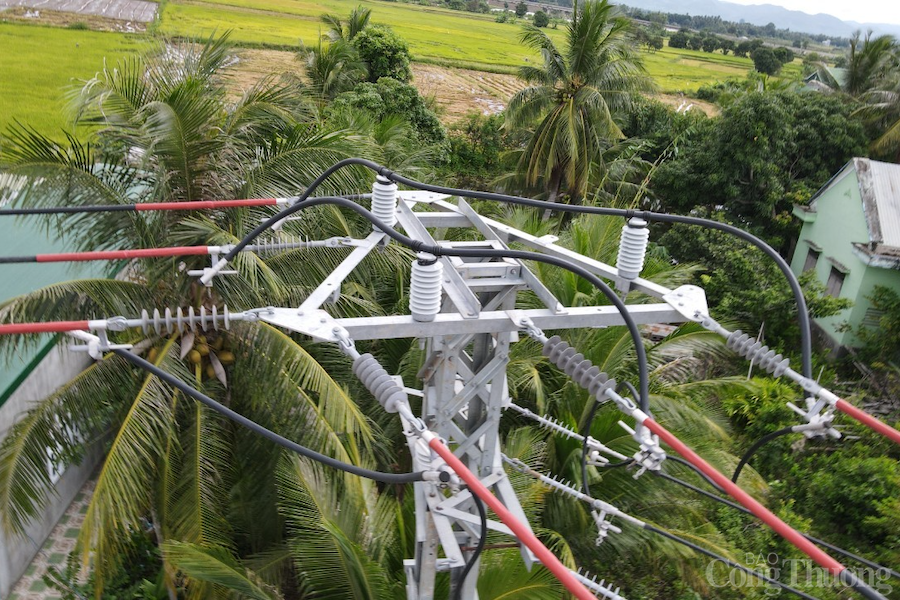 Điện lực Phú Thiện(PC Gia Lai)  đẩy mạnh ứng dụng công nghệ 4.0 trong quản lý, vận hành lưới điện