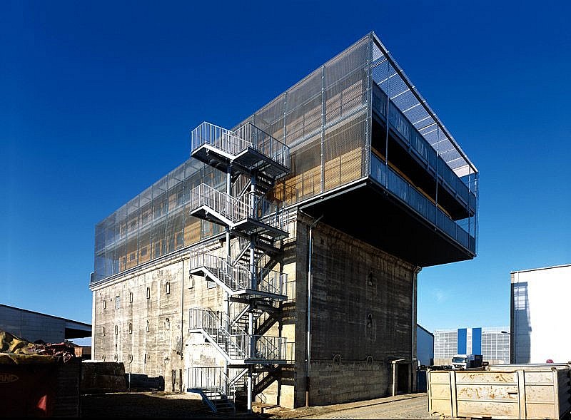 Khám phá những công trình ấn tượng được chuyển đổi từ boongke hạt nhân Khám phá những công trình ấn tượng được chuyển đổi từ boongke hạt nhân