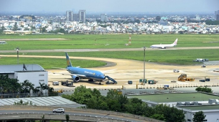 Đầu tư sân bay nhỏ ở địa bàn khó khăn: Cơ hội khai thác lợi thế phát triển kinh tế Đầu tư sân bay nhỏ ở địa bàn khó khăn: Cơ hội khai thác lợi thế phát triển kinh tế