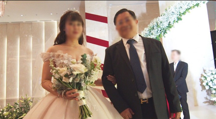 Kịch bản đám cưới “vô tiền khoáng hậu” từ vụ "siêu lừa" của hotgirl Tina Duong Kịch bản đám cưới “vô tiền khoáng hậu” từ vụ "siêu lừa" của hotgirl Tina Duong
