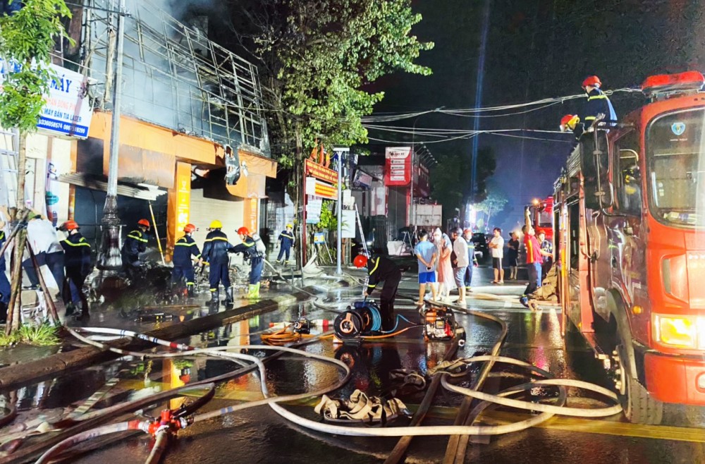 Thừa Thiên Huế: Trả lại vàng cho chủ nhà trong lúc chữa cháy