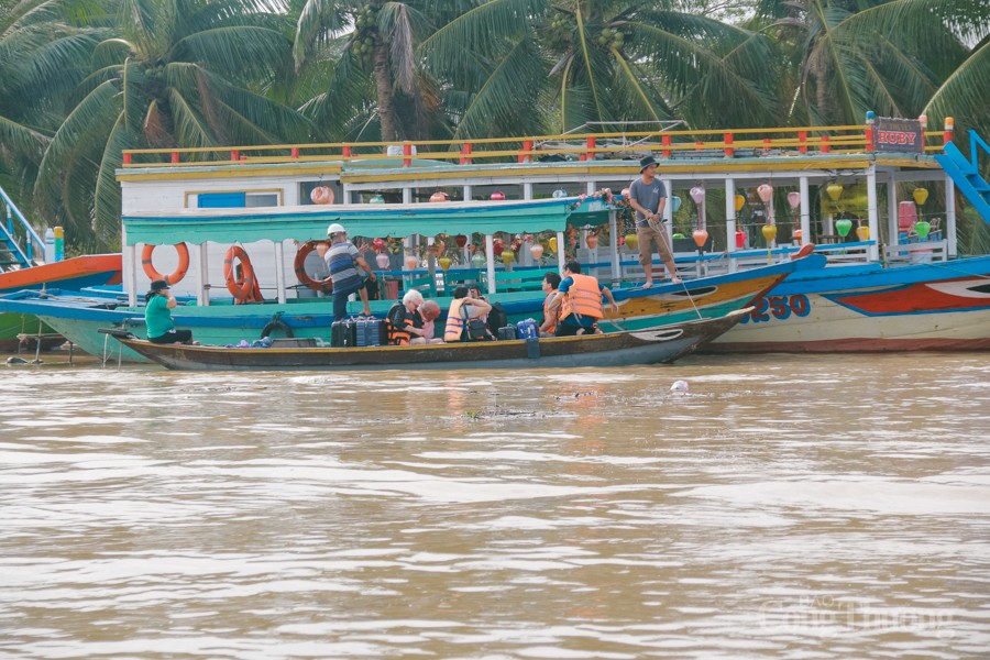 Phố cổ Hội An chìm trong biển nước