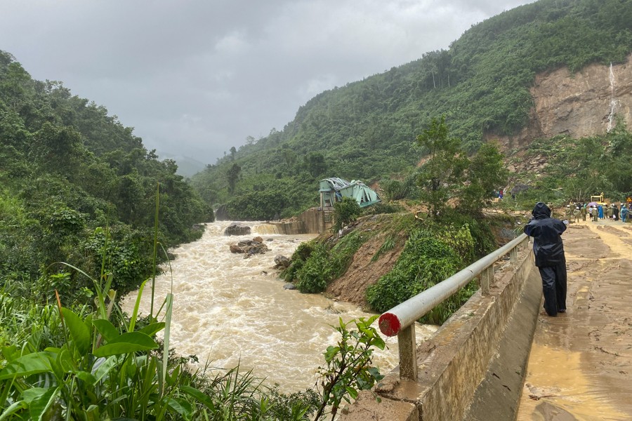 Quảng Ngãi: Nỗ lực tìm kiếm kỹ sư mất tích ở vụ sạt lở thủy điện Kà Tinh
