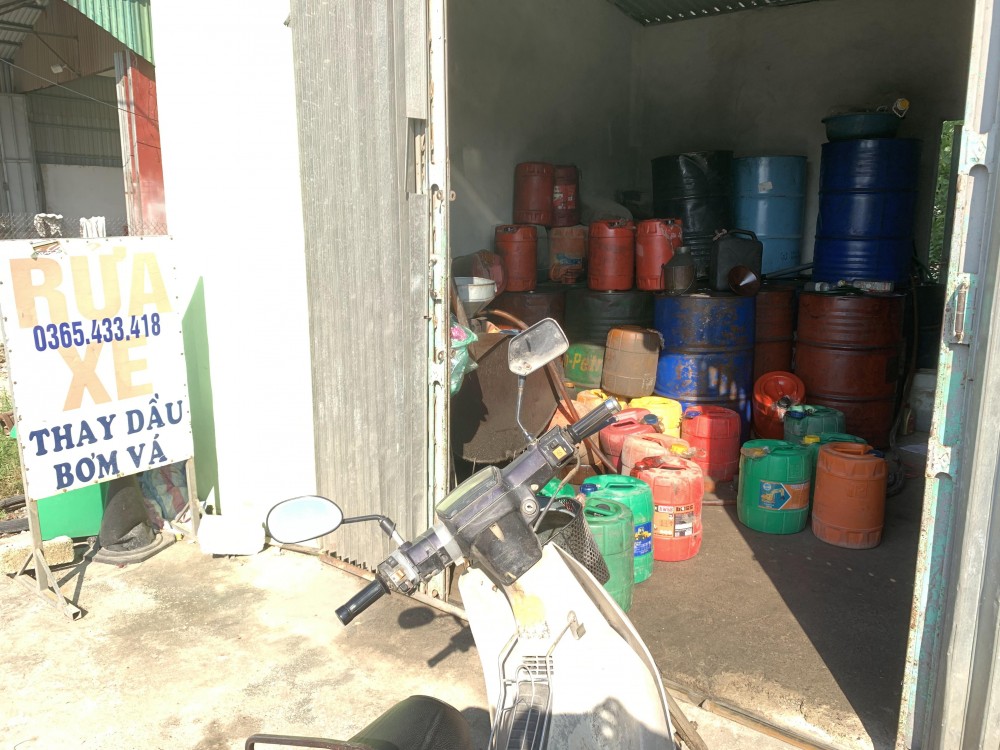 Cục QLTT tỉnh Hà Nam sẽ tiếp tục chỉ đạo các Đội QLTT bám sát địa bàn, thường xuyên giám sát các của hàng kinh doanh trên địa bàn Cục QLTT tỉnh Hà Nam sẽ tiếp tục chỉ đạo các Đội QLTT bám sát địa bàn, thường xuyên giám sát các của hàng kinh doanh trên địa bàn