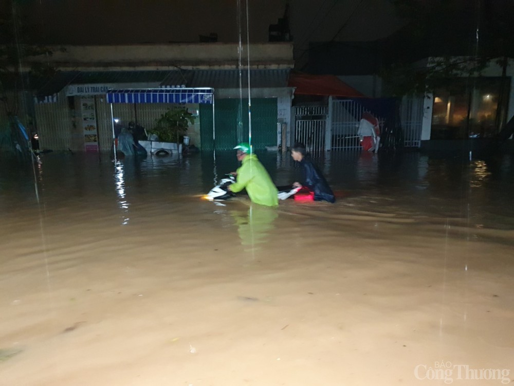 Thành phố Đà Nẵng ngập sâu, do đâu?