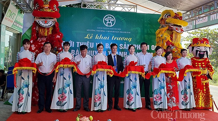 Khai trương Điểm giới thiệu và bán sản phẩm OCOP tại quận Hoàng Mai Khai trương Điểm giới thiệu và bán sản phẩm OCOP tại quận Hoàng Mai