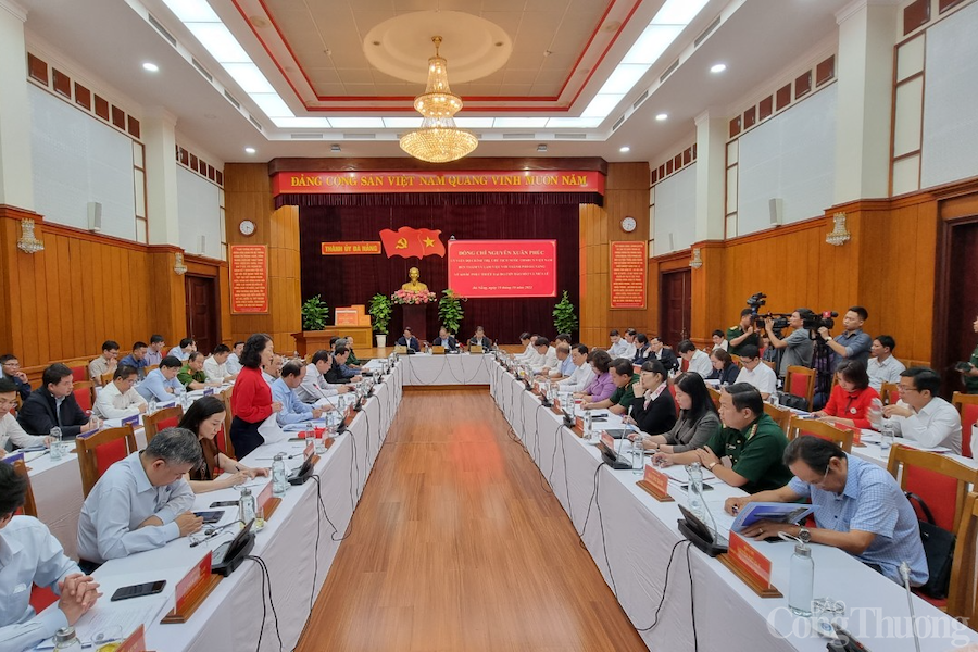 Chủ tịch nước Nguyễn Xuân Phúc: Không để người dân thiếu đói, không có chỗ ở