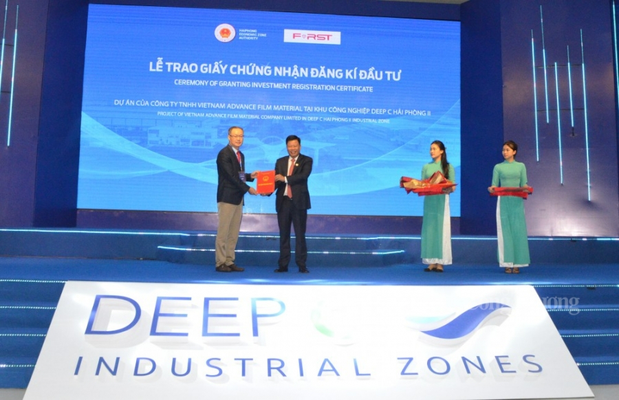 Hội thảo đầu tư “Kiến tạo tương lai”: Đẩy mạnh thu hút đầu tư và phát triển công nghiệp Hội thảo đầu tư “Kiến tạo tương lai”: Đẩy mạnh thu hút đầu tư và phát triển công nghiệp