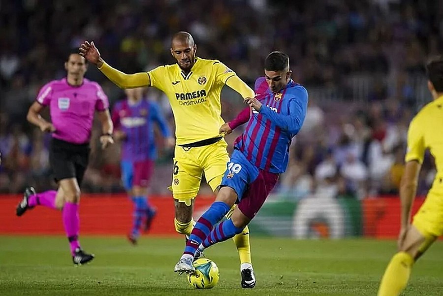 Lịch thi đấu bóng đá hôm nay ngày 21/10: Fulham vs Aston Villa, Leicester vs Leeds, Barcelona vs Villarreal