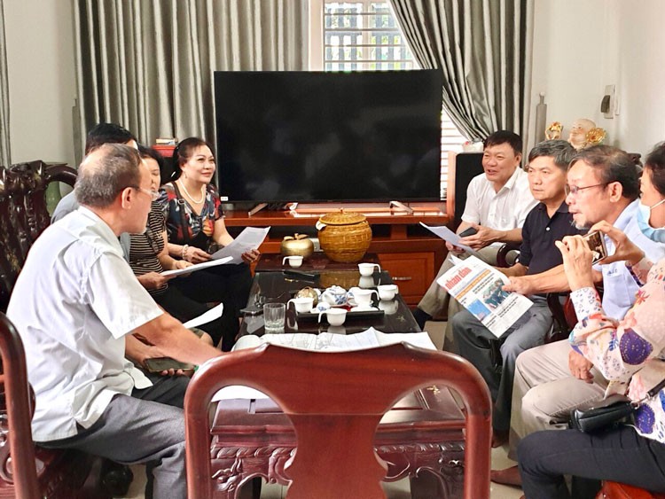 Bài 1: Khó hiểu bồi thường- bức xúc kéo dài Bài 1: Khó hiểu bồi thường- bức xúc kéo dài