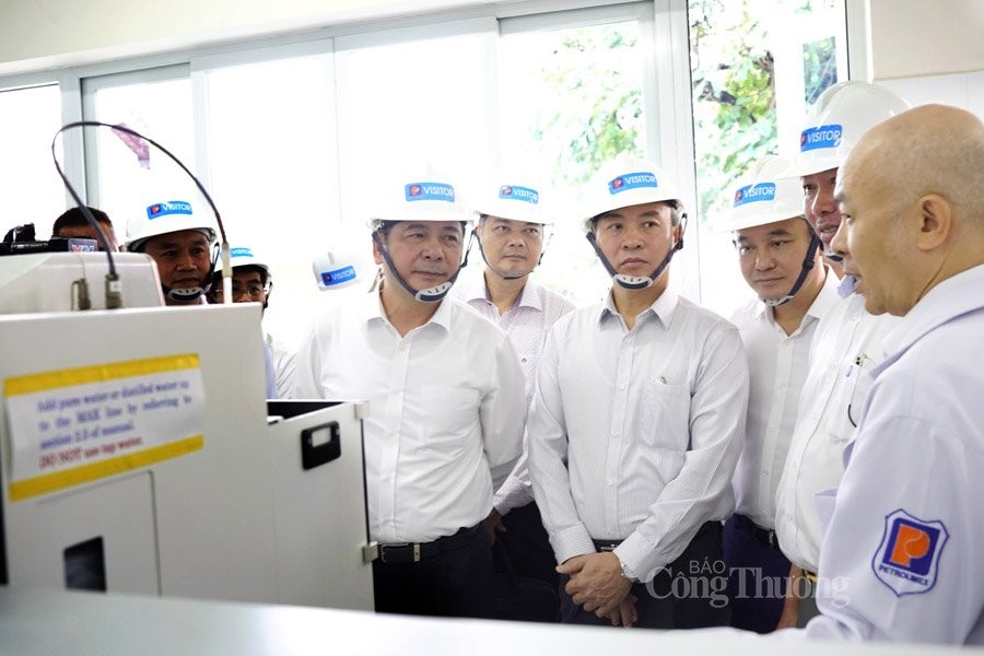 Bộ trưởng Nguyễn Hồng Diên: Xử lý nghiêm đầu mối kinh doanh xăng dầu không thực hiện dự trữ thương mại