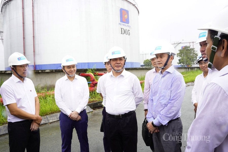 Bộ trưởng Nguyễn Hồng Diên: Xử lý nghiêm đầu mối kinh doanh xăng dầu không thực hiện dự trữ thương mại