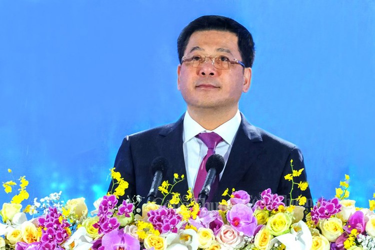 Trường Đại học Công nghiệp TP. Hồ Chí Minh cần ưu tiên đào tạo nhân lực các ngành công nghiệp nền tảng Trường Đại học Công nghiệp TP. Hồ Chí Minh cần ưu tiên đào tạo nhân lực các ngành công nghiệp nền tảng